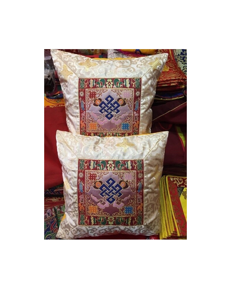 Housse de coussin motifs tibétains